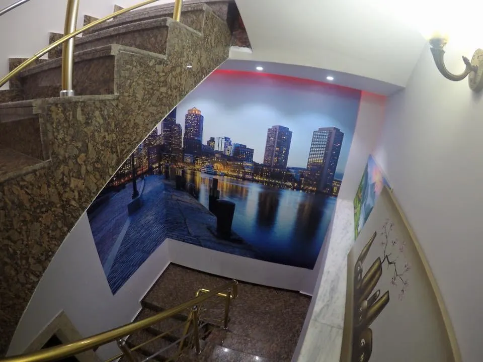 טיראנה Boston Hotel