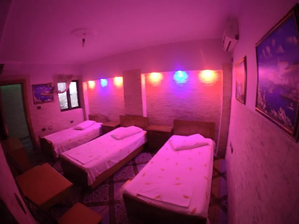 טיראנה Boston Hotel 2*,